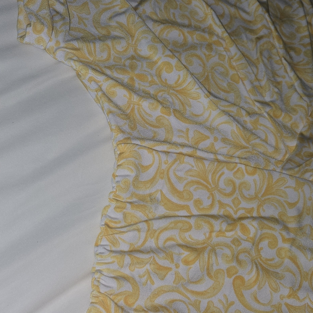 Cynthia Steffe Yellow and White Patterned Blouse - Picture 5 of 6